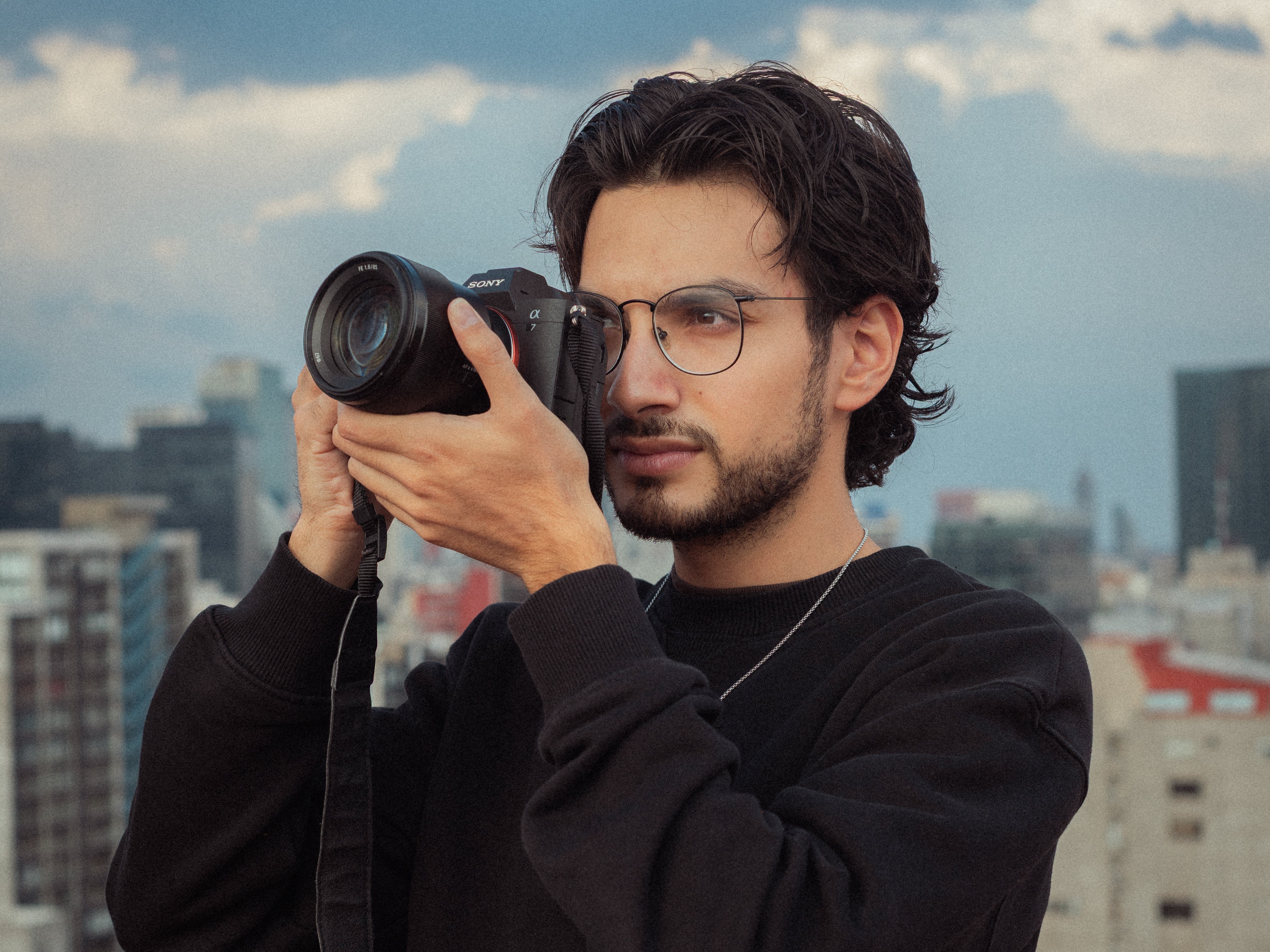 Behind the Shot with Oscar Reygo