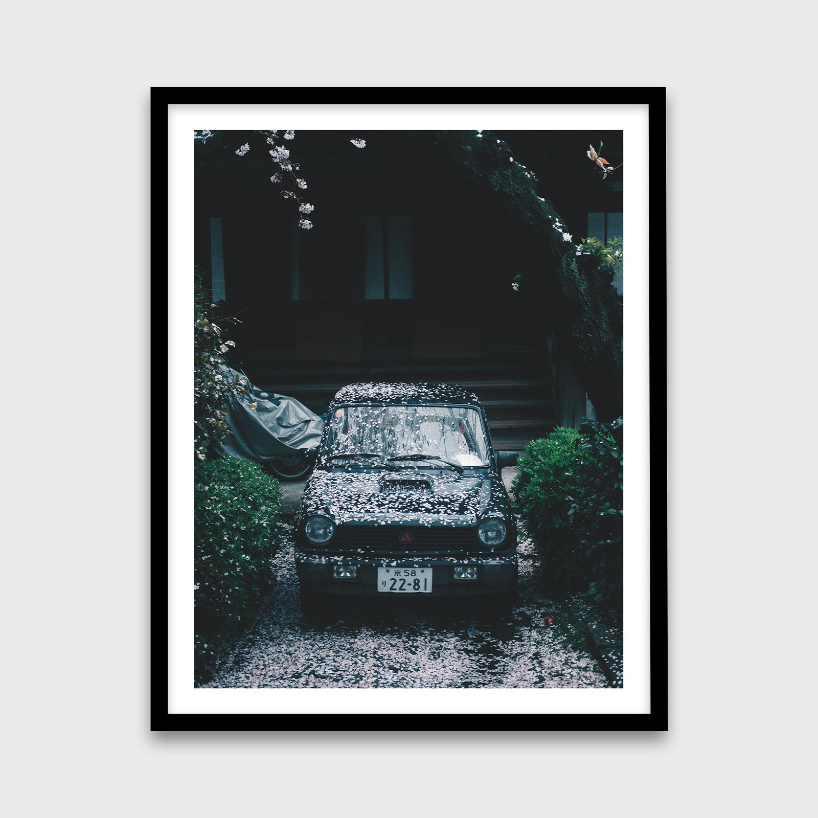 Car in Nakagyō-ku_24x30_Black Frame
