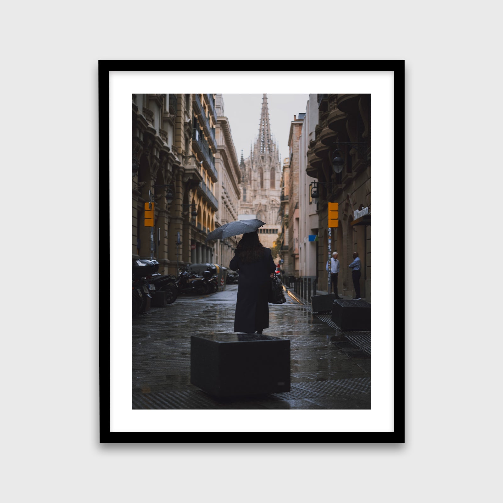 Rain in the Gothic Quarter