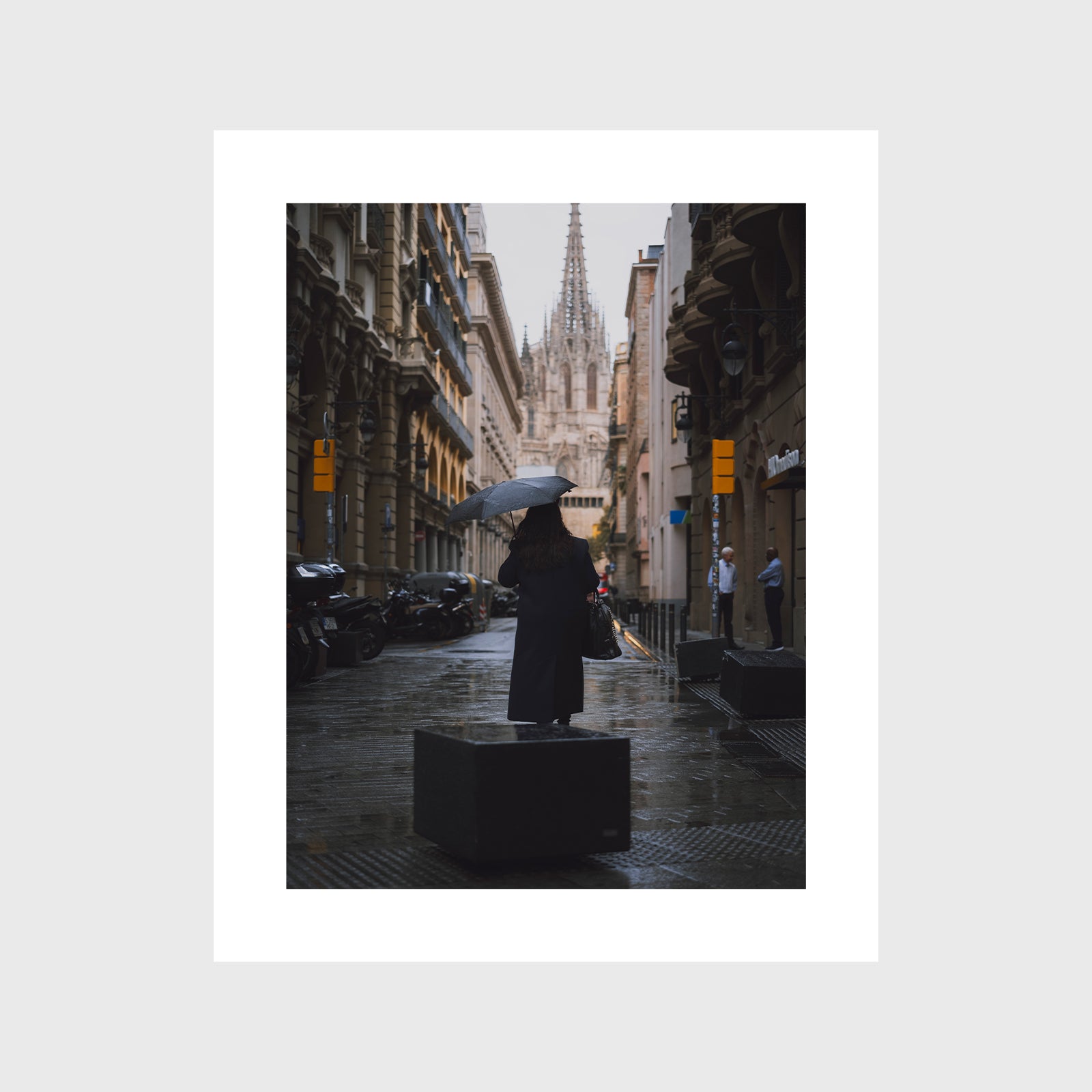 Rain in the Gothic Quarter