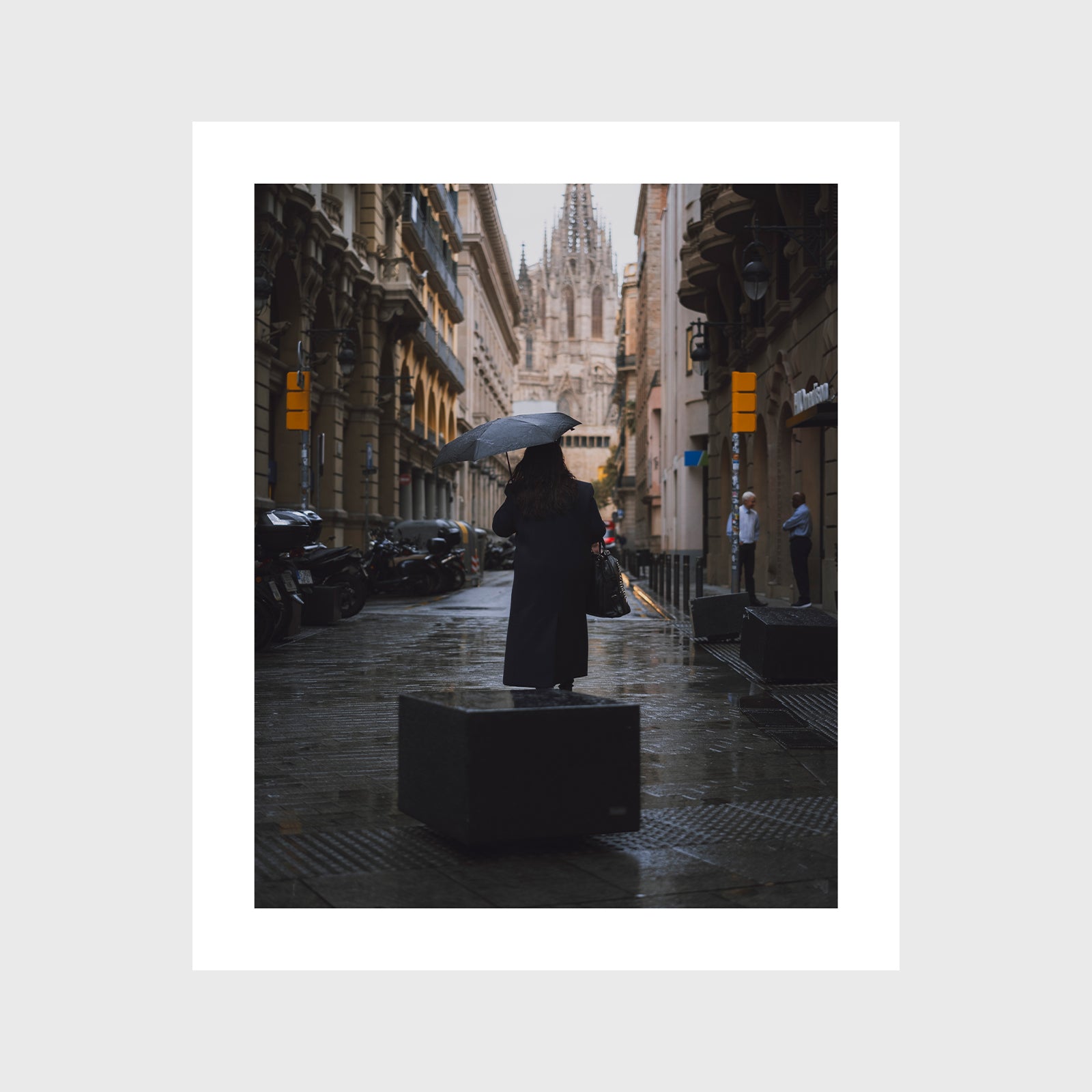 Rain in the Gothic Quarter