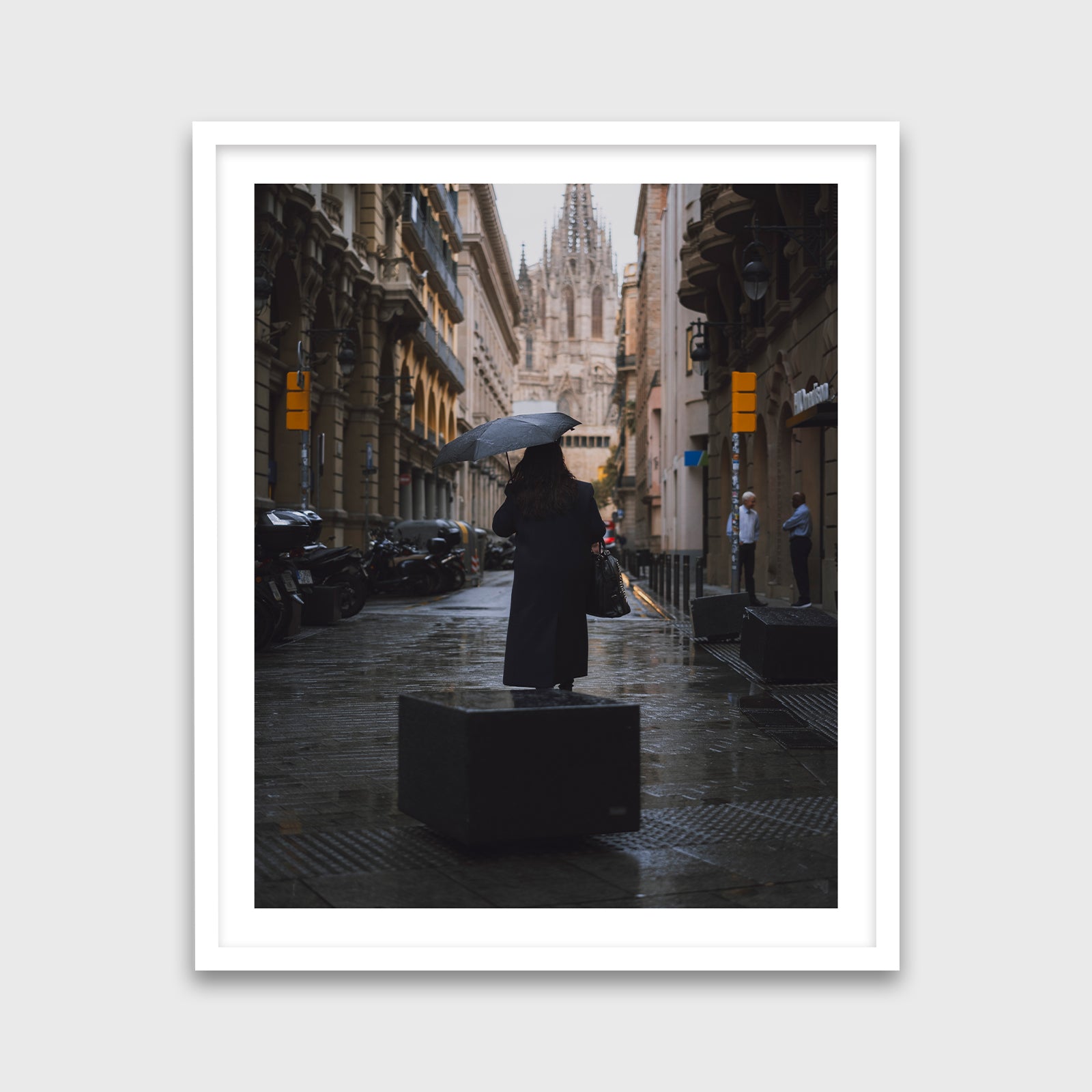 Rain in the Gothic Quarter