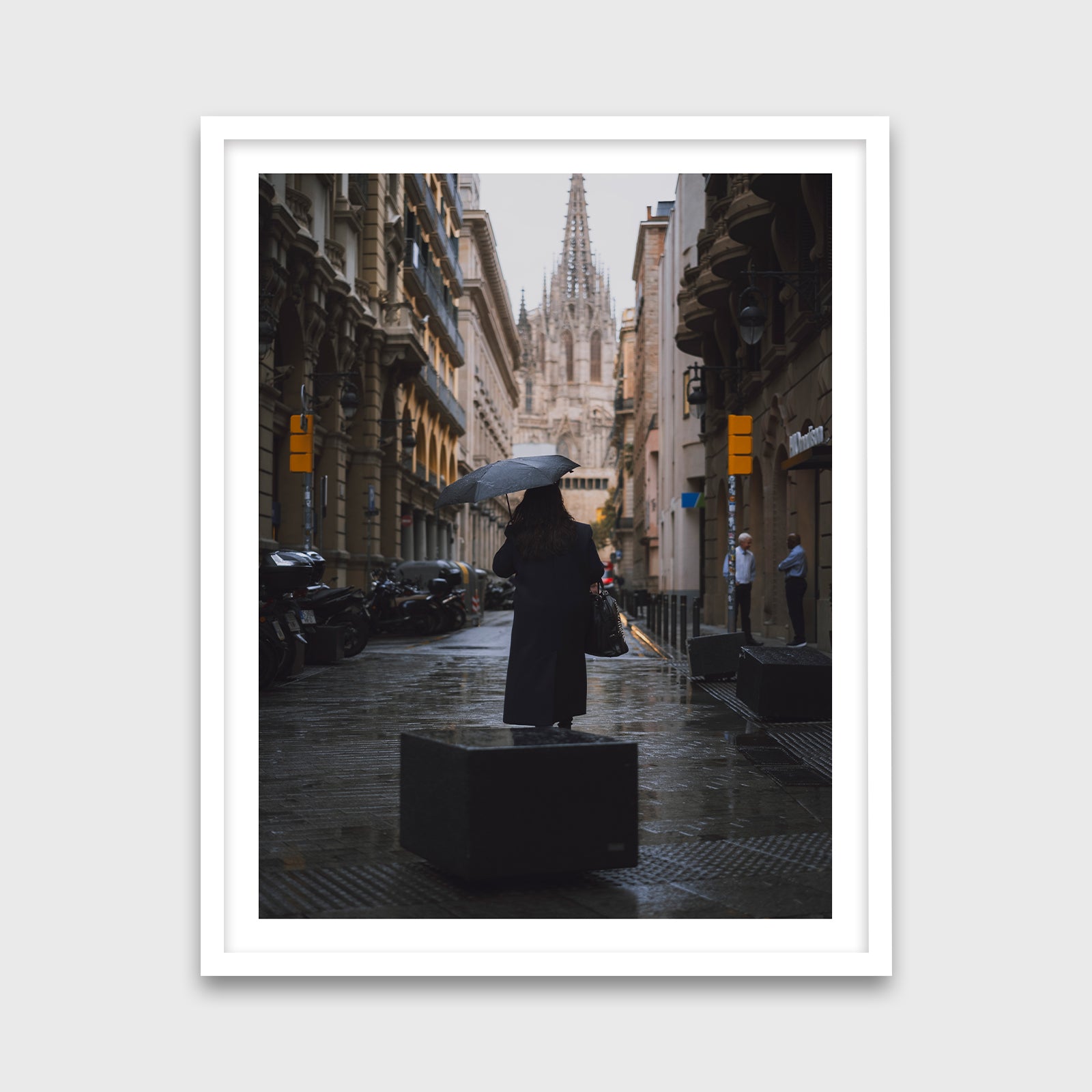 Rain in the Gothic Quarter